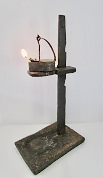 18th. century Betty Lighting Stand