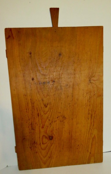 18th. century Cutting or Breadboard w/Cleats