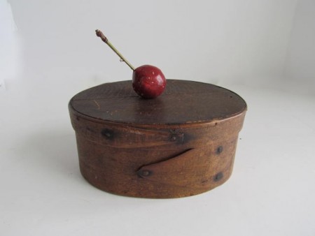 Early 19th. century, Small Oval Fingered Pantry