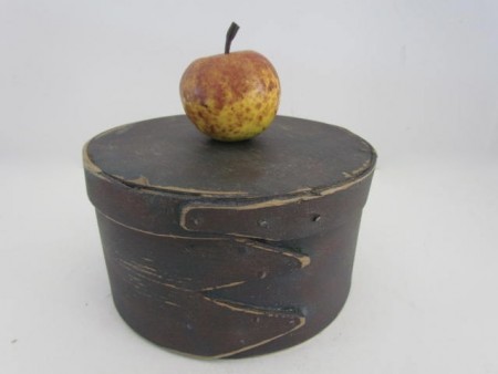Early 19th. century Blue/Red Round Fingered Pantry Box