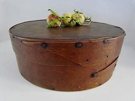 18th. century Oval Pantry Box w/Rosehead Nails