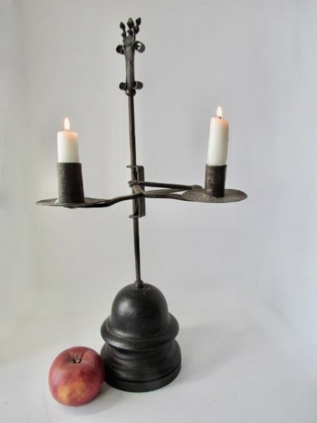 Late 18th./Early 19th. century Unusual Retractable Arm Table Light