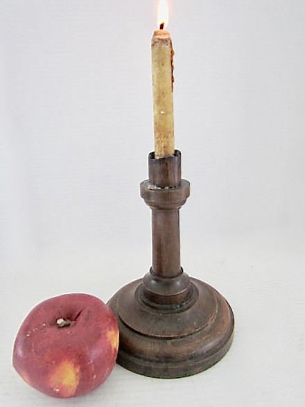Late 17th./Early 18th. Century Pilgrim Period Wood Candlestick