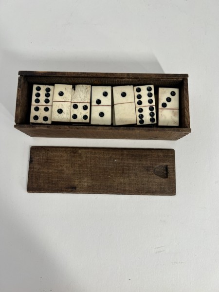 Late 19th. century Set of Domino’s