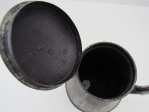 lidded coffee pot